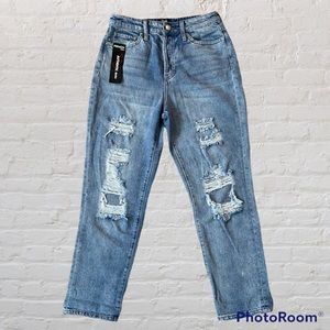 NWT SIMPLE SOCIETY Authentic Denim Ripped Distressed Womens Jeans